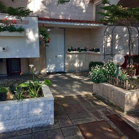 Wendy House Apartament Bari Exterior photo